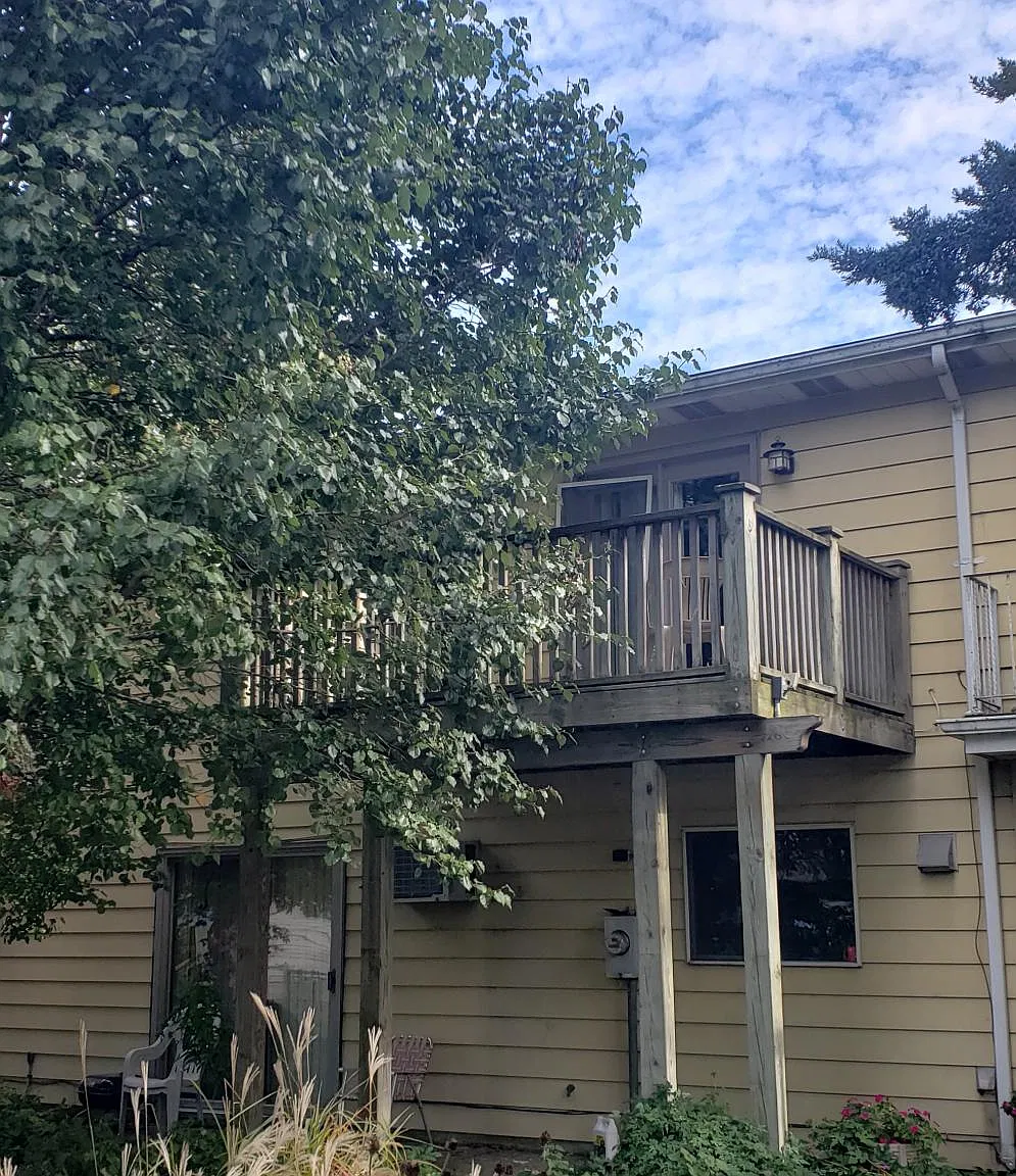 1741 Hillside Ave — Photo 1