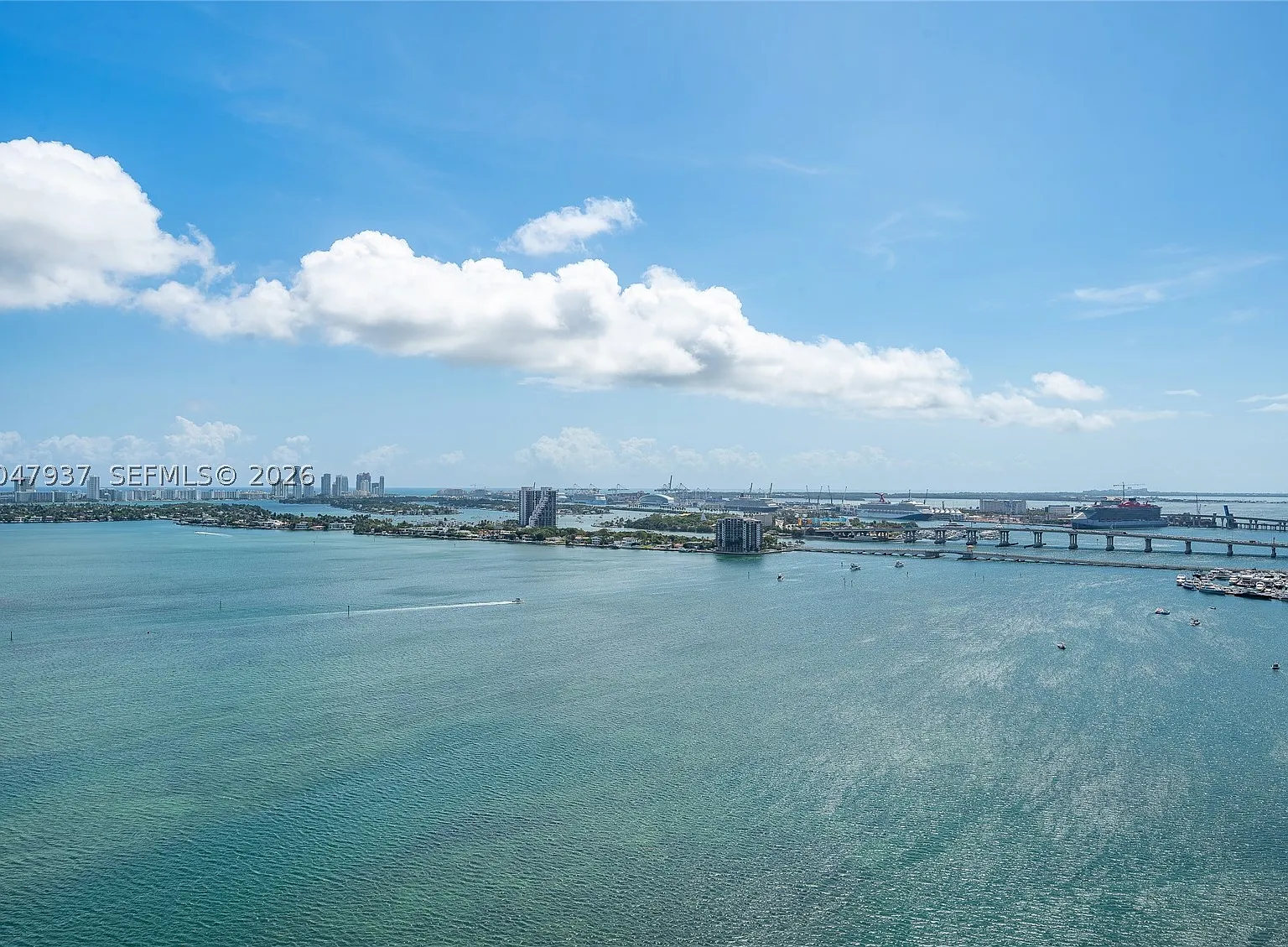 2 bed, 3.0 bath, 1283 sqft, $8,750 — Photo 3