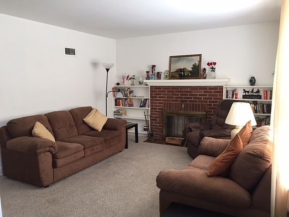 4th image of 25 Hammond St