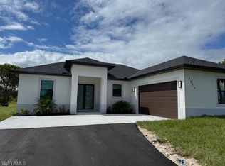 4379 20th St NE, Naples, FL 34120