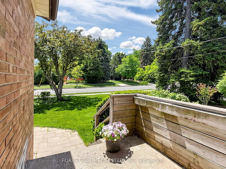 308 Hendon Ave — Photo 10