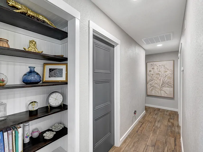 425 E Fillmore St — Photo 10