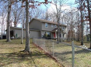 1893 Clint Lowe Rd, Crossville, TN 38572