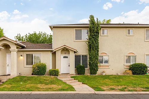 444 Sunland Dr E #37 Photo 1