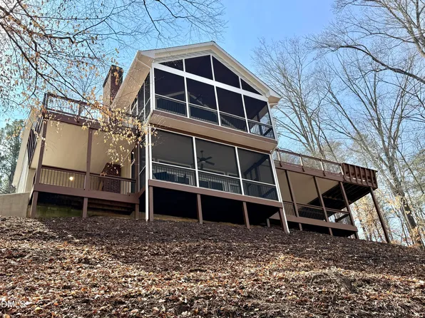 250 Bunny Rabbit Rd, Leasburg, NC 27291