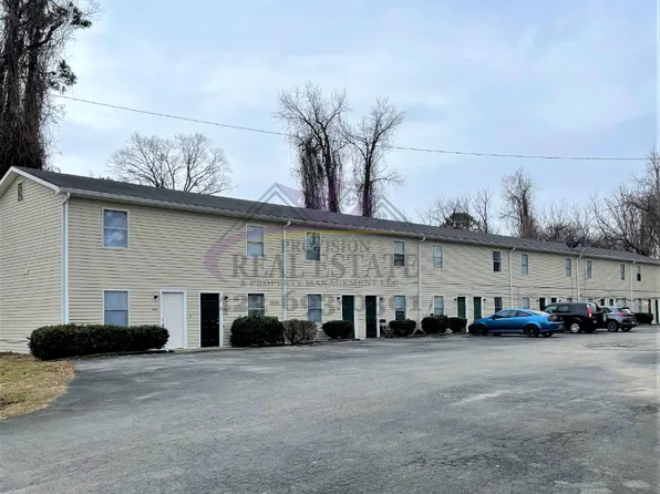 2 bed, 1.5 bath, $925, 1700 37th St NE, Cleveland, TN 37312