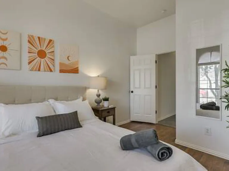 Falcon Ridge Dr — Photo 27