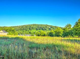 178 Pineberry East Rd #146, Oak Ridge, TN 37830