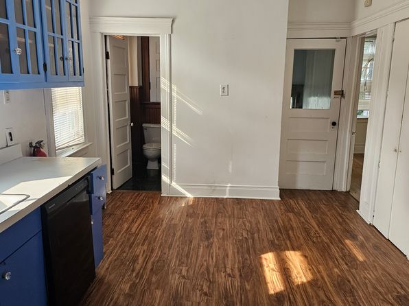 165 Willow St FLOOR 2