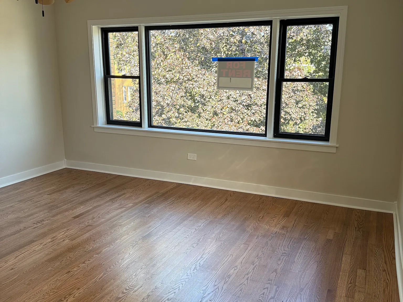 2122 Euclid Ave — Photo 4