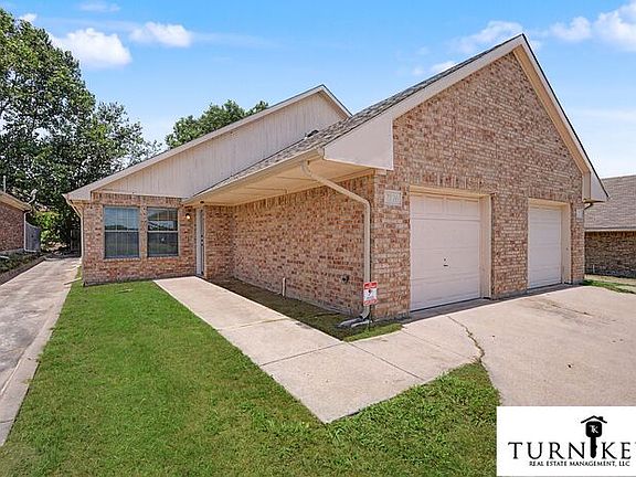 3rd image of 3126 S Cherry Ln