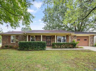 134 Alpha Ln, Huntsville, AL 35811