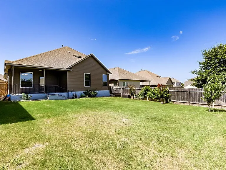 11608 Reading Ct — Photo 34