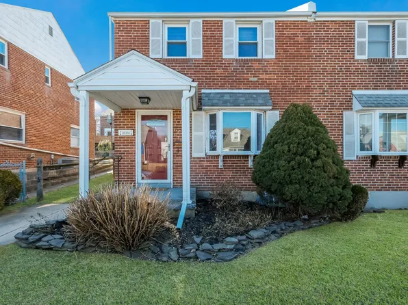 1124 Agnew Dr, Drexel Hill, PA 19026