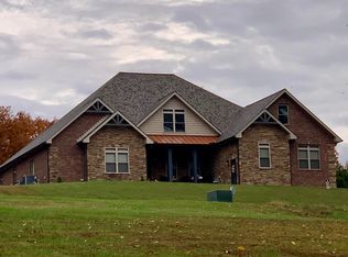 230 Cinnabar Dr, New Tazewell, TN 37825