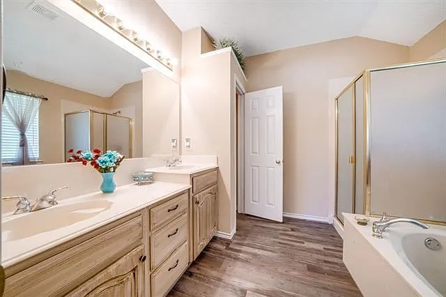 1302 Dearborn Rd — Photo 11