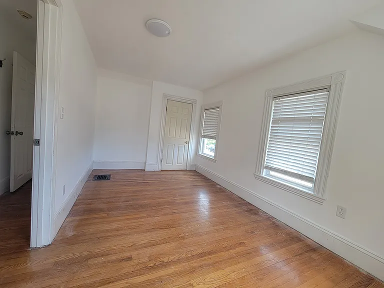 44 Quincy Ave #1 — Photo 4