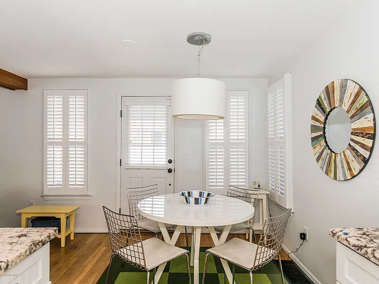 42 Central Ave — Photo 12
