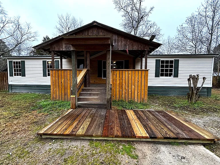 3168 Eldora Rd — Photo 3