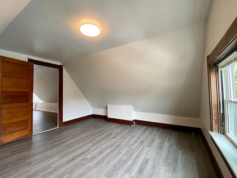 146 Parker St — Photo 28
