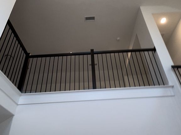 5th image of 3903 Chesapeake Ln