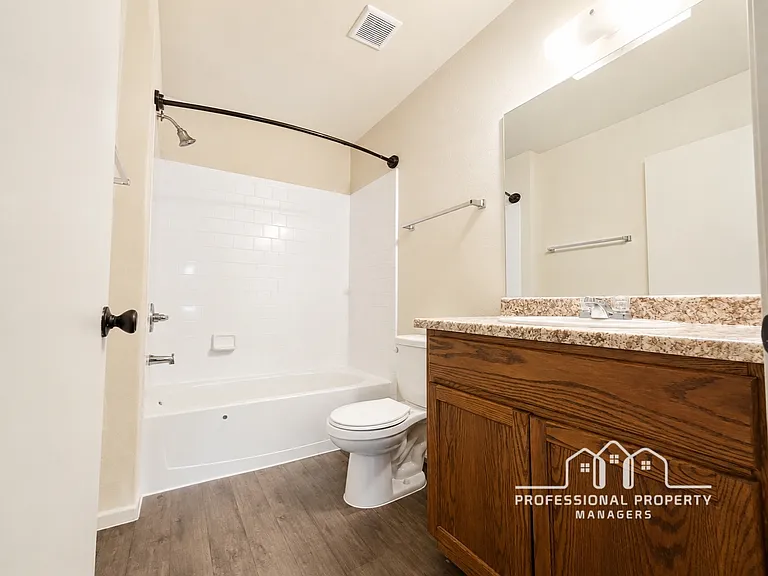 7334 E 39th Pl — Photo 11