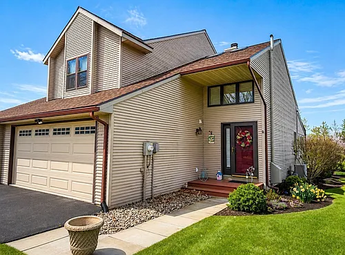 209 Vivian Ln Photo 1