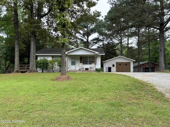 220 Anglin St, Scotts Hill, TN 38374