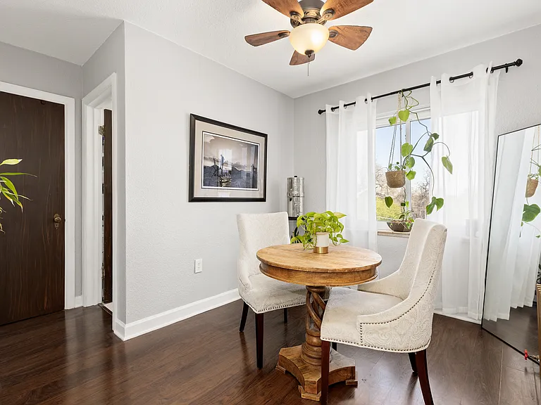1481 Ash St #4 — Photo 8