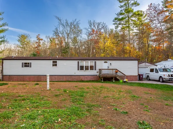 142 Peckham Rd, Acushnet, MA 02743