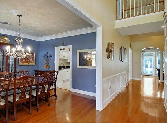 3rd image of 1700 Lake Salvador Dr