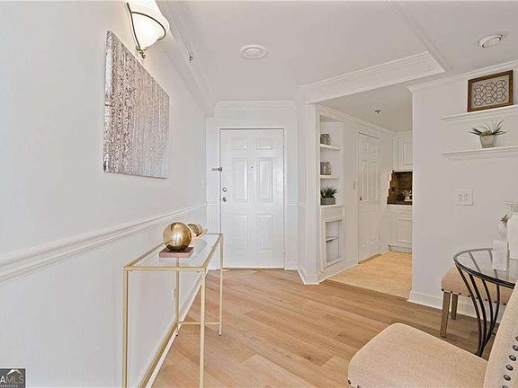 3rd image of 1501 Clairmont Rd Unit 0