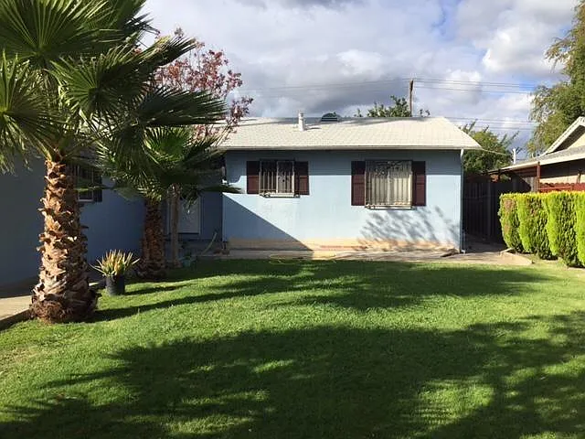 2261 68th Ave photo 1