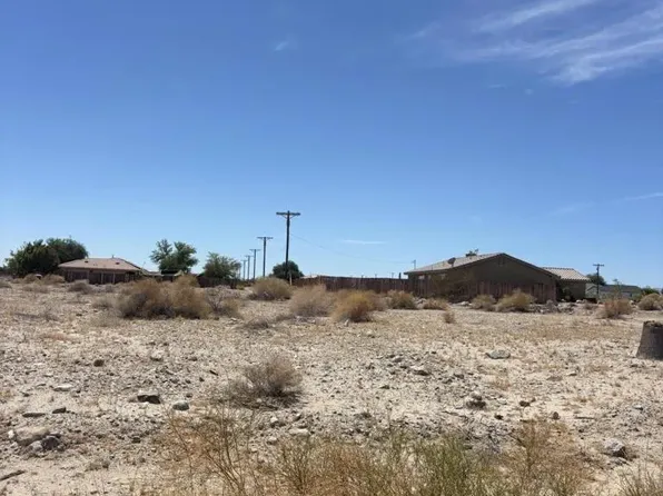 1399 Bering Blvd, Thermal, CA 92274