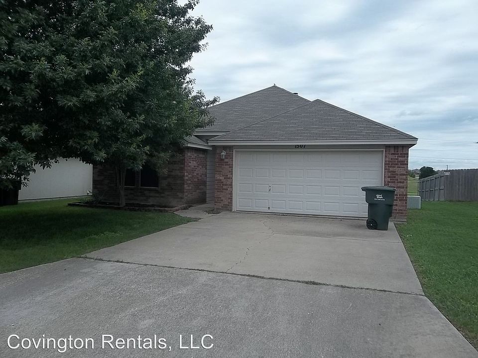 1st image of 1507 Bent Oak Dr
