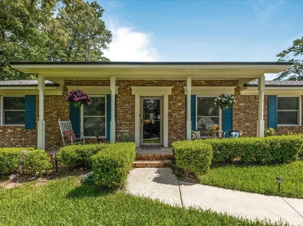 2940 Huntington Dr, Tallahassee, FL 32308