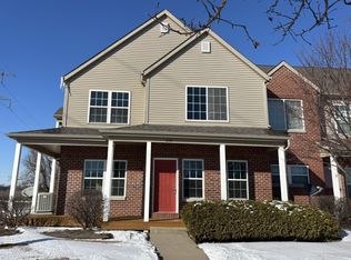 659 Stonegate Dr, Sycamore, IL 60178