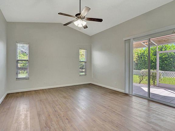 5th image of 1022 Island Manor Dr