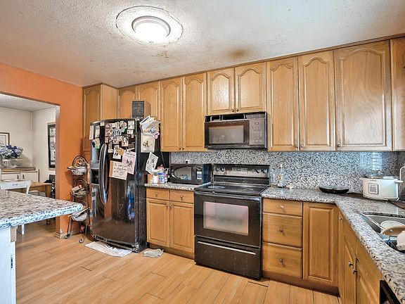 4th image of 31111 Varni Pl