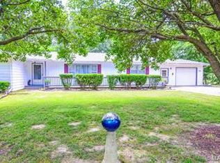 163 Highway E St, Steelville, MO 65565