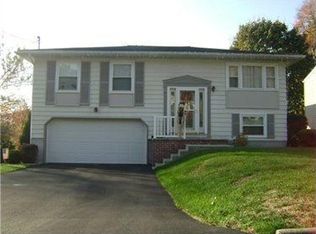 720 E Fairmont Ave, New Castle, PA 16105