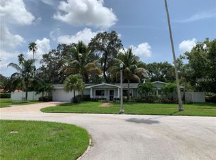 445 Gardenia St, Belleair, FL 33756