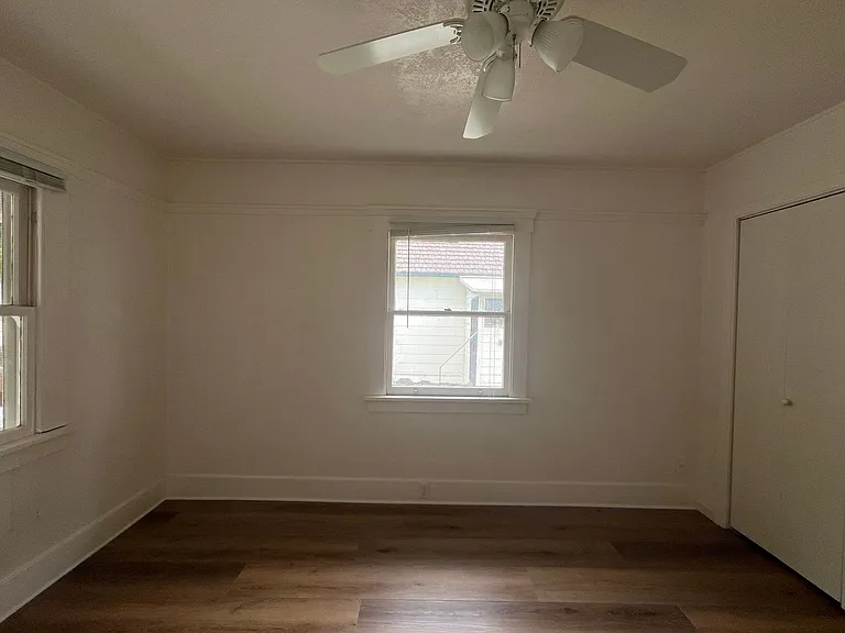 1434 Pine St — Photo 11