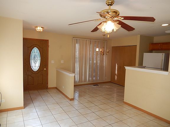 2nd image of 2190 Kathleen Cir