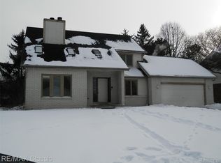 41345 Singh Blvd, Novi, MI 48375