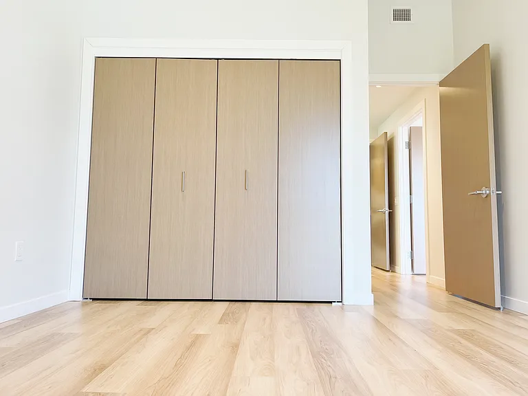 2515 El Camino Real #7 — Photo 14