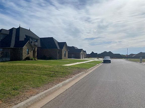 4th image of 3531 Mickelson Dr Lot 37