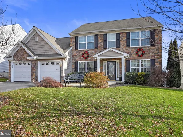 41 S 4th St, New Freedom, PA 17349