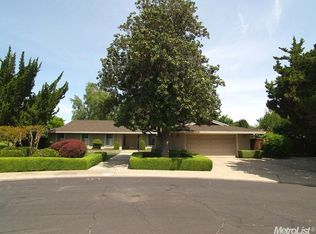 904 Kings Point Ct, Modesto, CA 95355