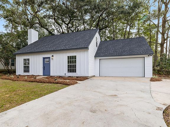 2nd image of 2995 Cranbrooke Dr